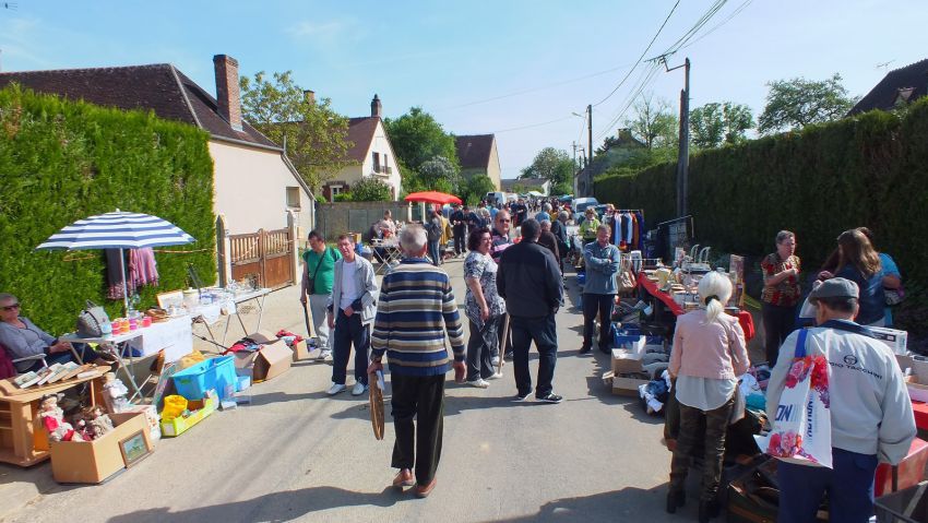 VIDE GRENIER 2015