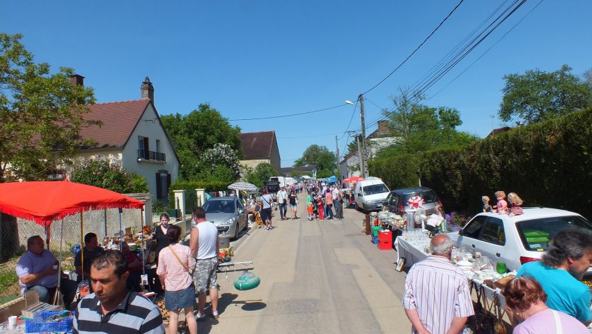 VIDE GRENIER 2015