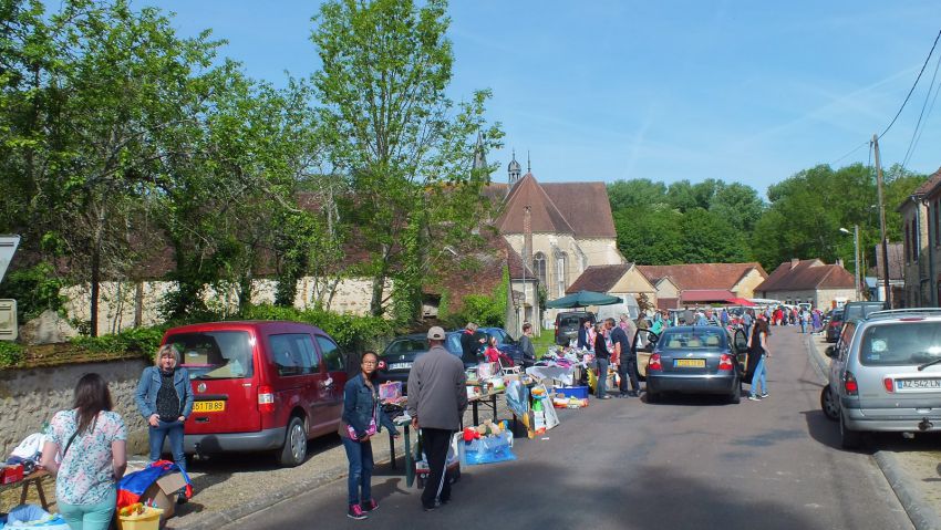 VIDE GRENIER 2015
